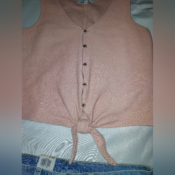 Texture&Thread | Knotted Button Up Tank Top - Picture 10 of 11